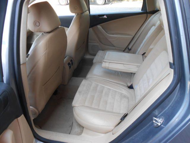 VOLKSWAGEN Passat 2.0 16V TDI 4mot. Var. Highline Export