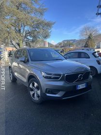 Volvo XC40 B4 AWD Geartronic Momentum Pro