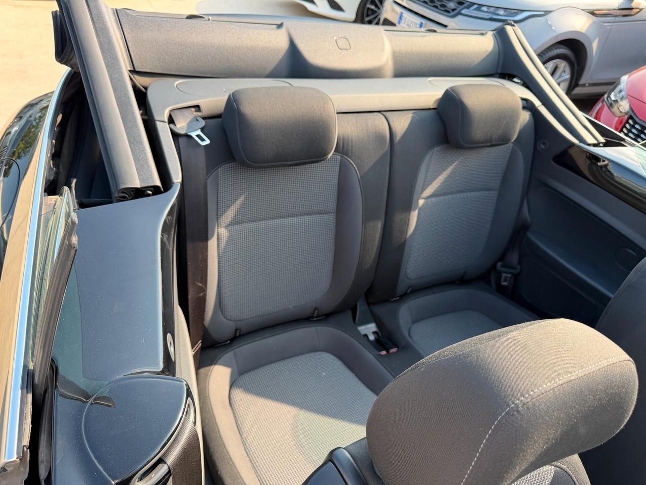 Volkswagen Maggiolino Cabrio 1.6 TDI Design