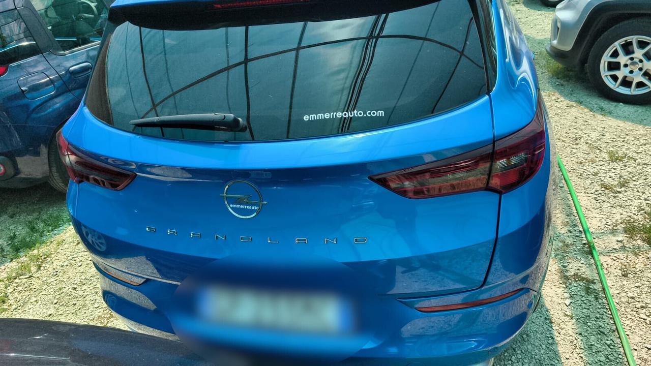 Opel Grandland 1.5 DIESEL ECOTEC CAMBIO AUTOMATICO 2023 KM0