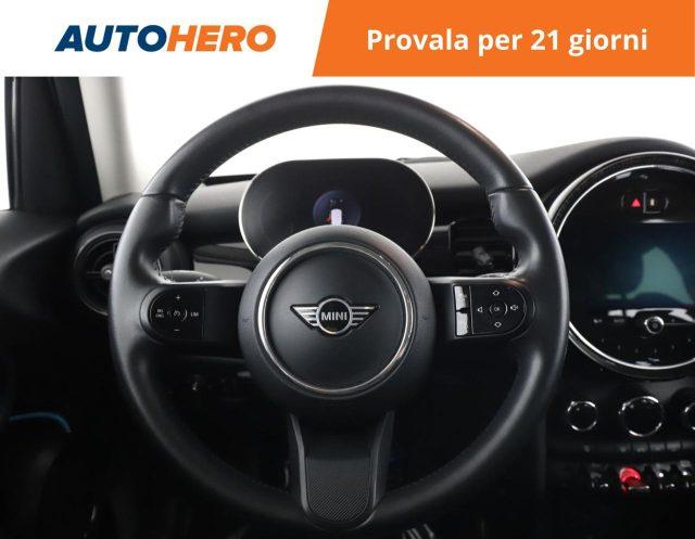 MINI Cooper 1.5 Cooper Essential 5 porte