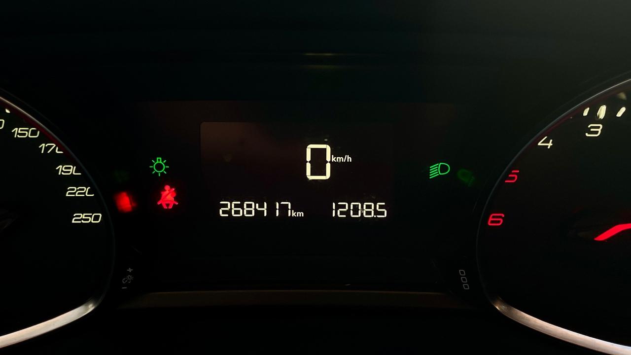 PEUGEOT 308 SW 1.5 ALLURE BLUEHDI 120CV - NEOPATENTATI