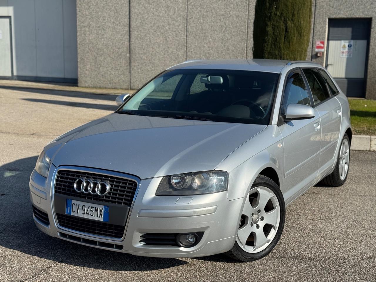 Audi A3 SportBack 2.0 16V TDI 140cv
