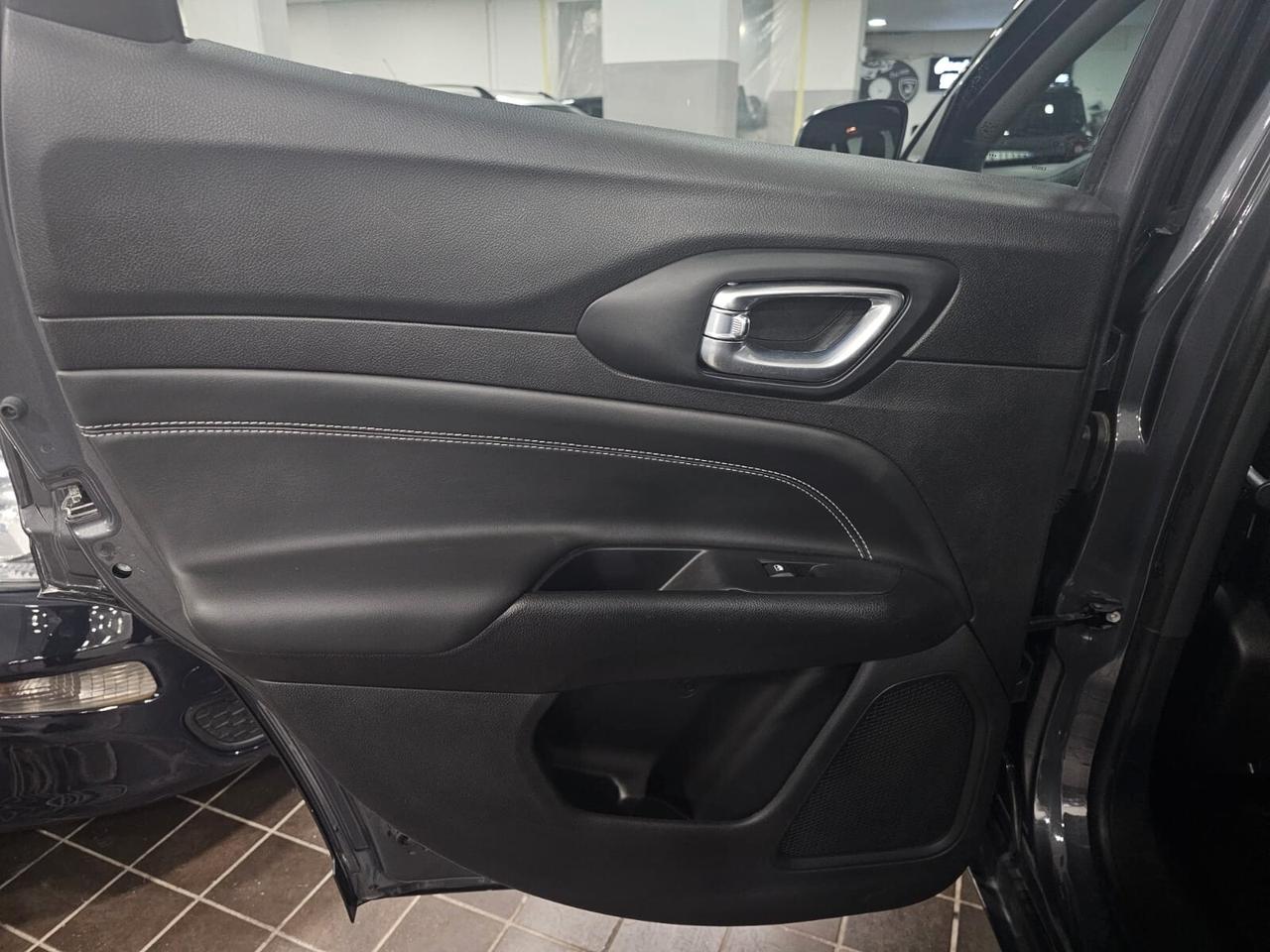 NUOVA JEEP COMPASS MY22 1.6 MJT 130CV LIMITED BLACK LINE