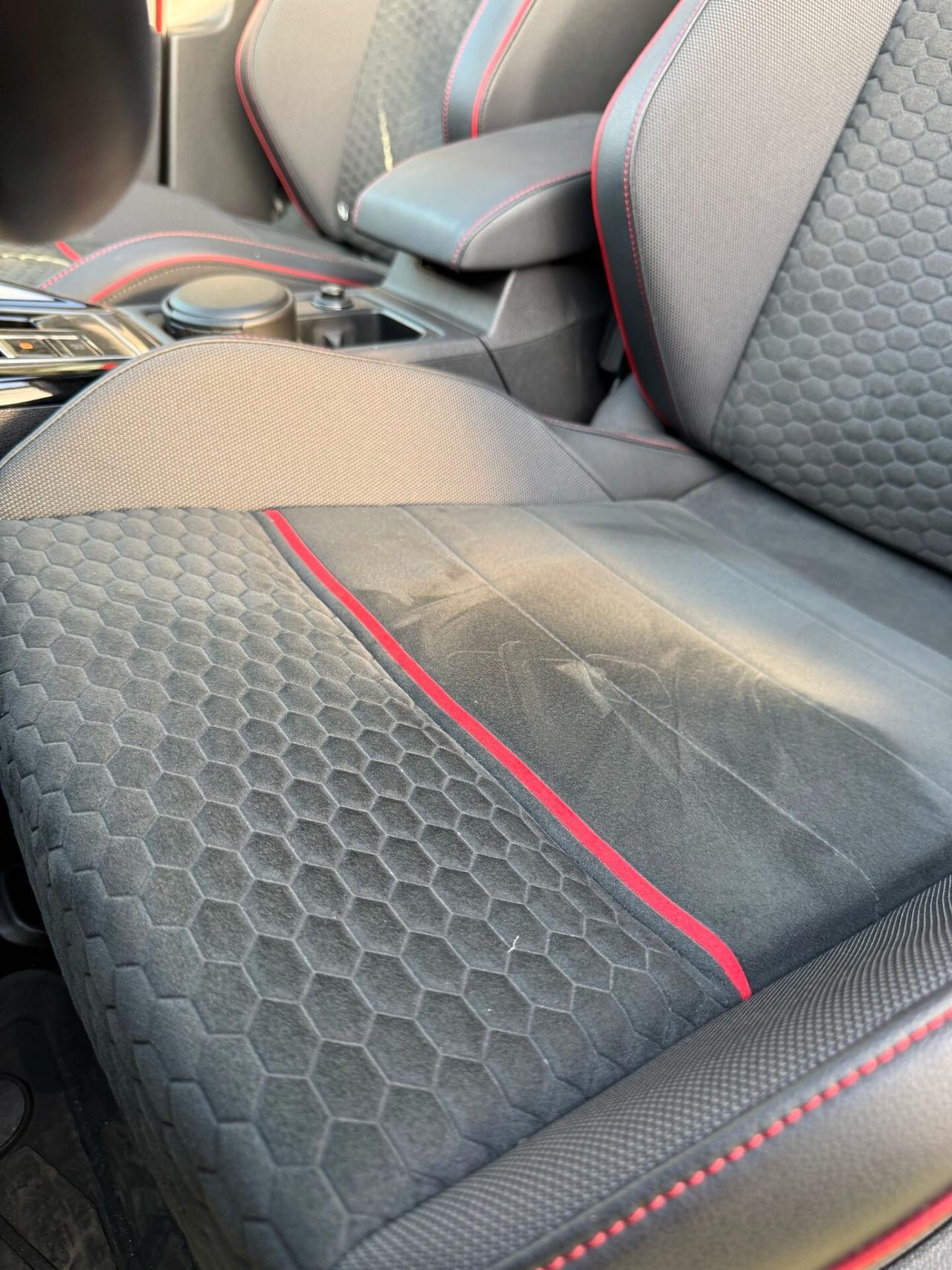 Volkswagen Golf GTI 2.0 TSI DSG CLUBSPORT