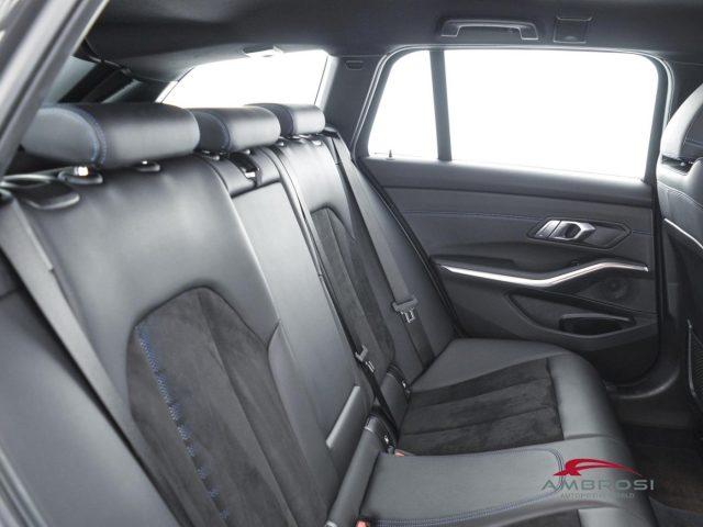 BMW 320 Serie 3 d mhev 48V M Sport auto