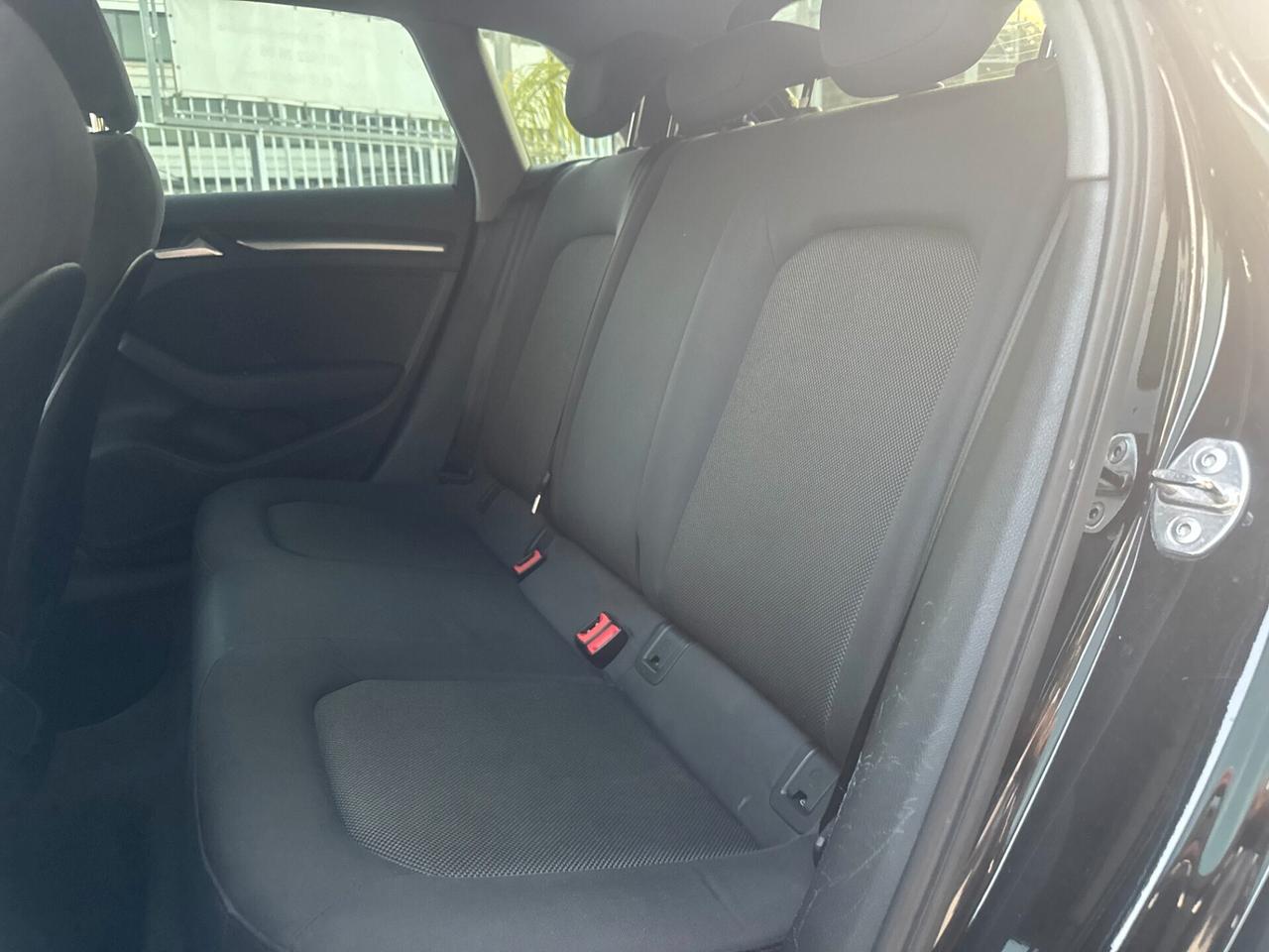 Audi A3 Sportback 1.6 TDI 110CV Sport LED NAV