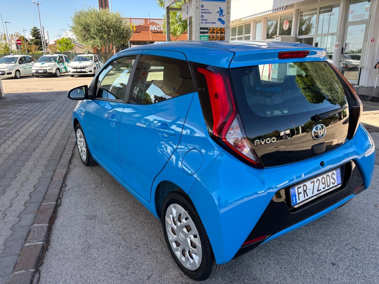Toyota Aygo 1.0 VVT-i 72 CV 5 porte x-cool MMT