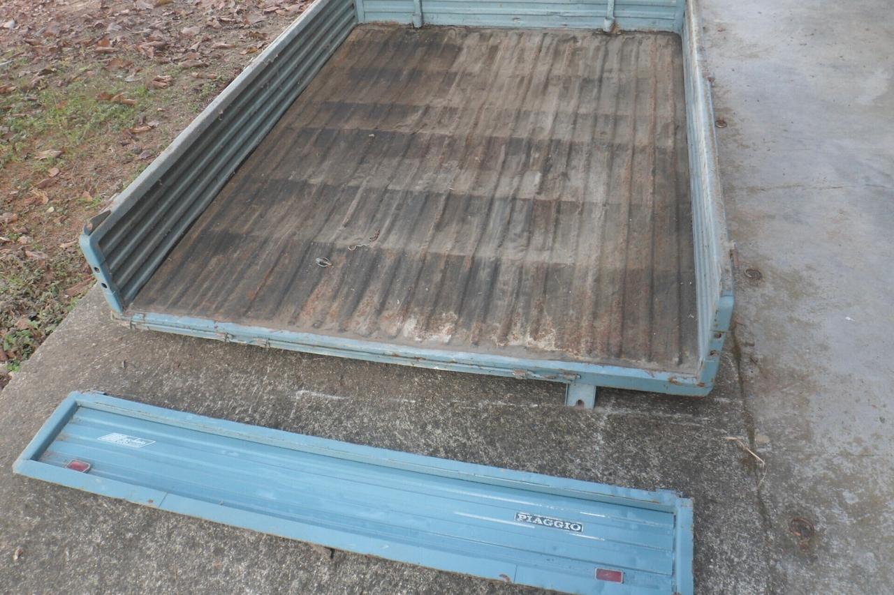 Piaggio Ape car p2/p3 solo cassone ribaltabile con soprasponde