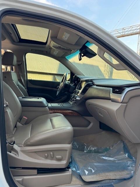 Chevrolet Suburban LTZ 5.3L V8