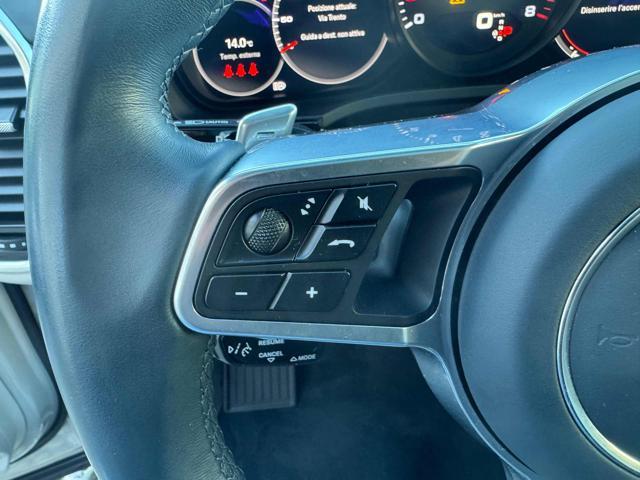 PORSCHE Cayenne Coupé 3.0 V6 Platinum Edition