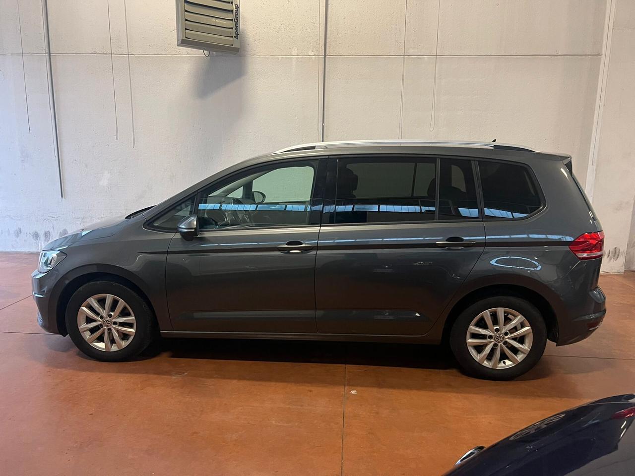 Volkswagen Touran 1.6 TDI 115 CV SCR DSG Business BlueMotion Technology