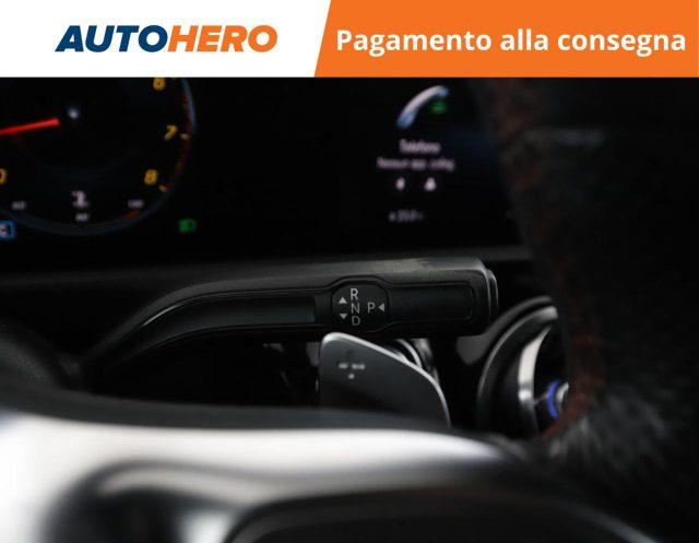 MERCEDES-BENZ A 180 Automatic Premium