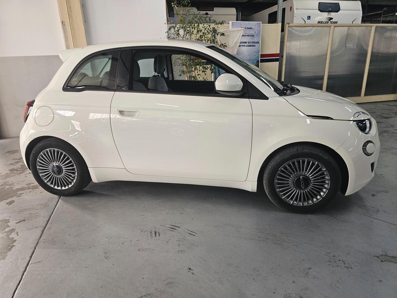 Fiat 500 Icon Berlina 42 kWh