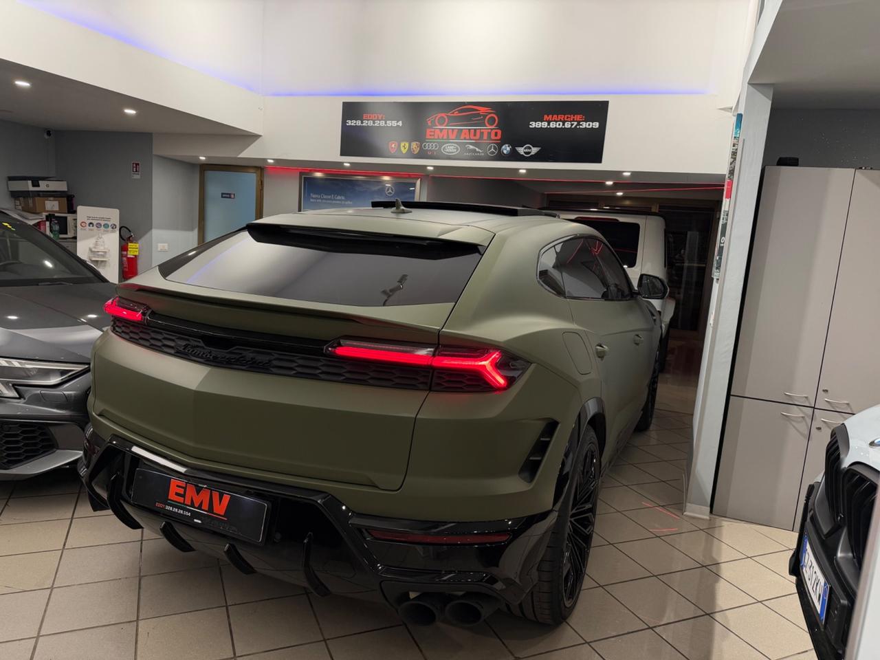 Urus 4.0 SE ive esposti a pronta consegna 820cv