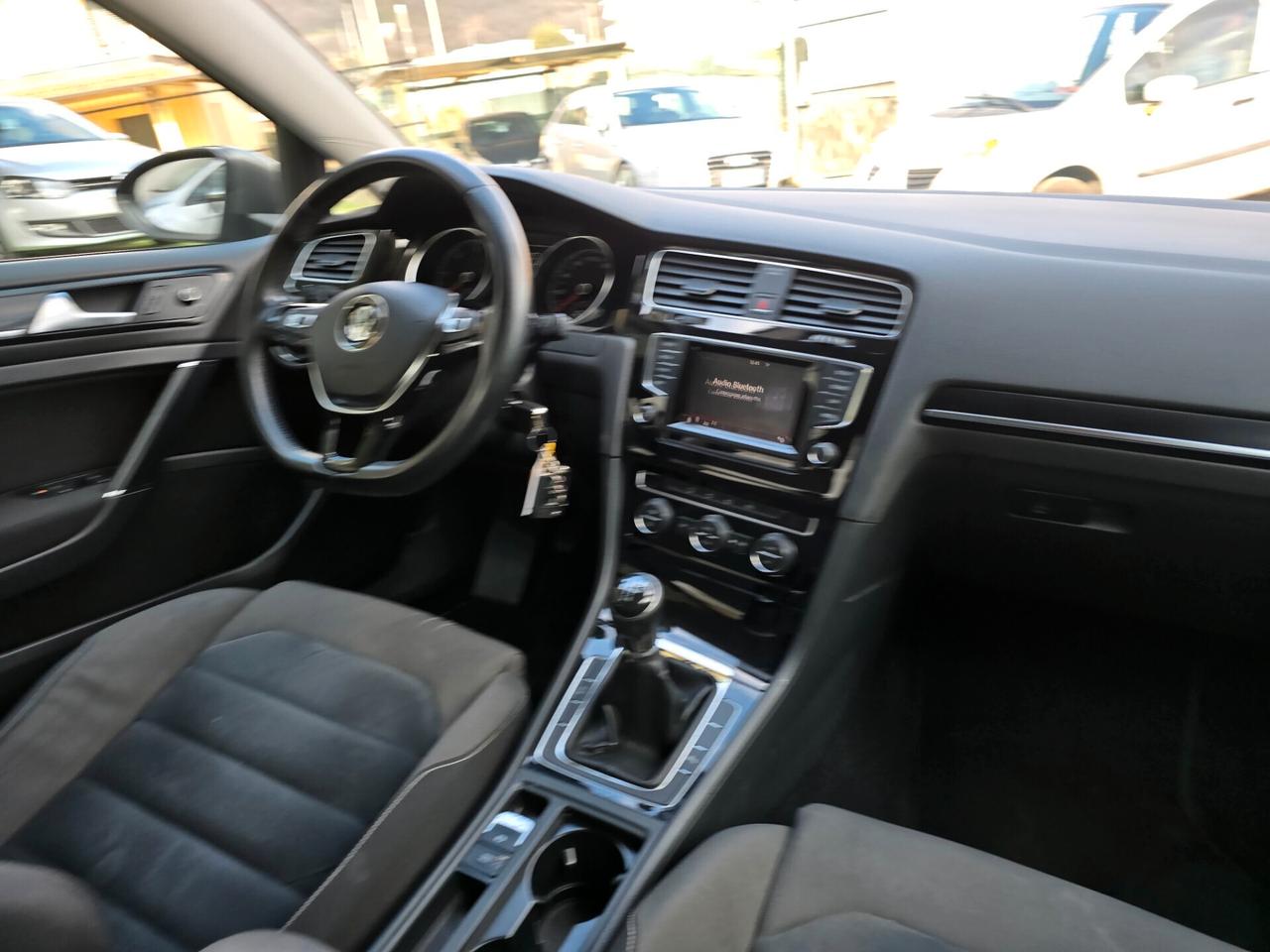 Volkswagen Golf 1.6TDI 105CV Highline-2014