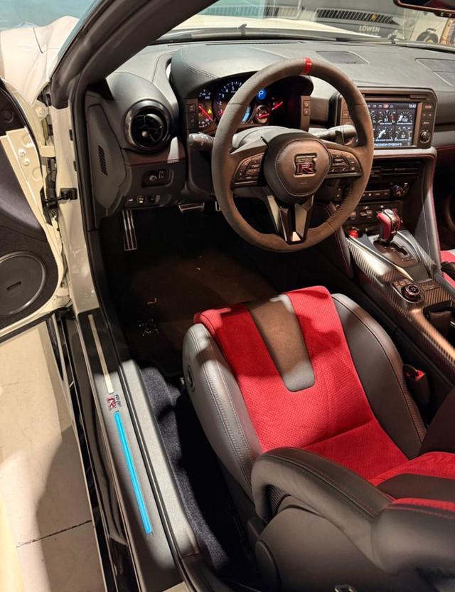 NISSAN GT-R 3.8 V6 Nismo