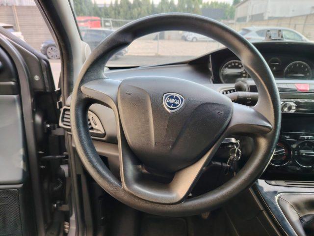 LANCIA Ypsilon 1.2 69 CV 5 porte GPL Ecochic FINANZIABILE