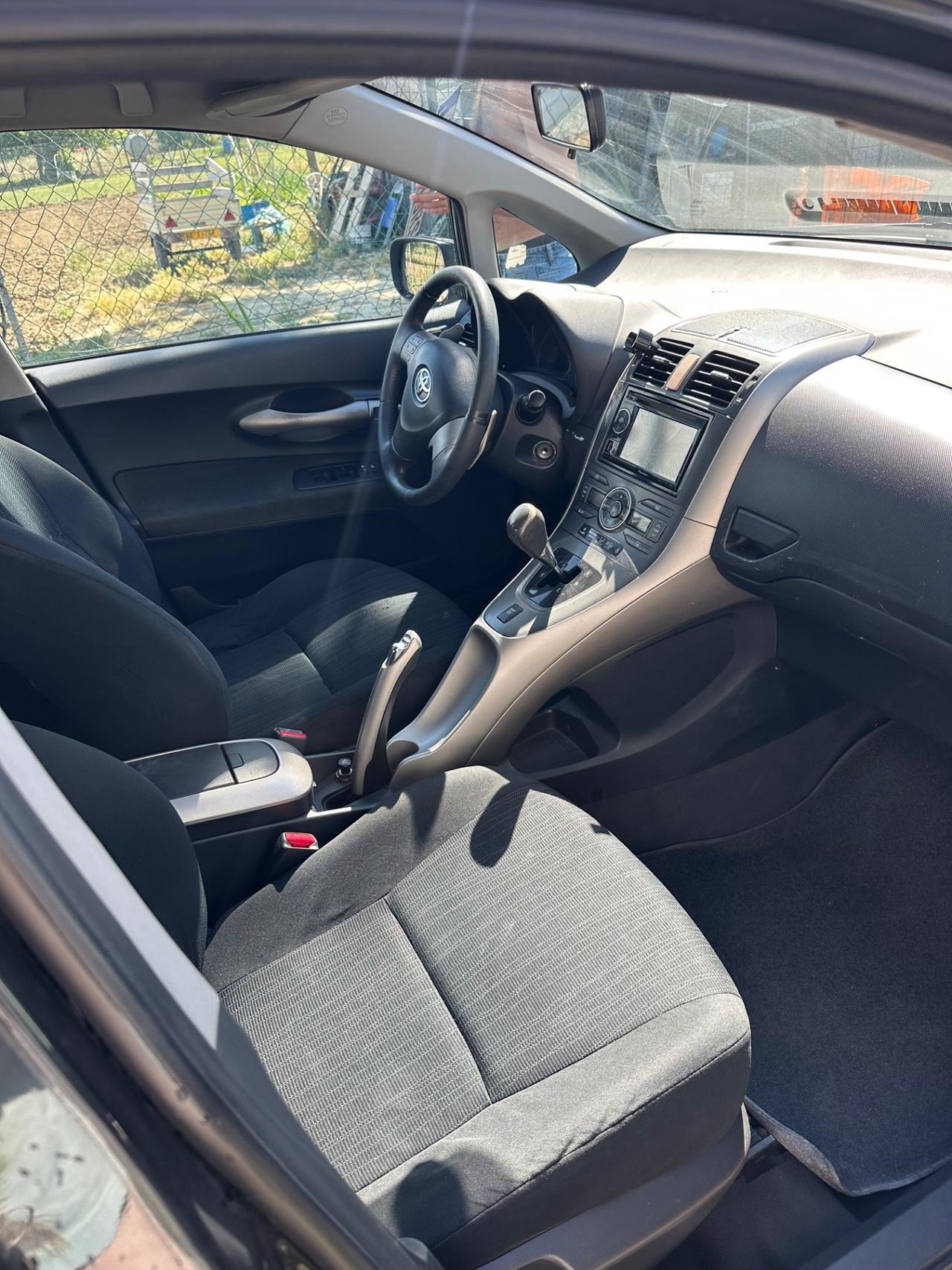 Toyota Auris 1.4 D-4D M-MT 5 porte Active