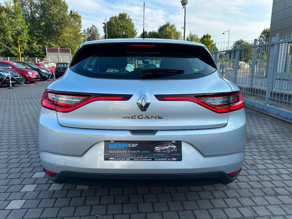 RENAULT - MÃ©gane - TCe Energy Zen