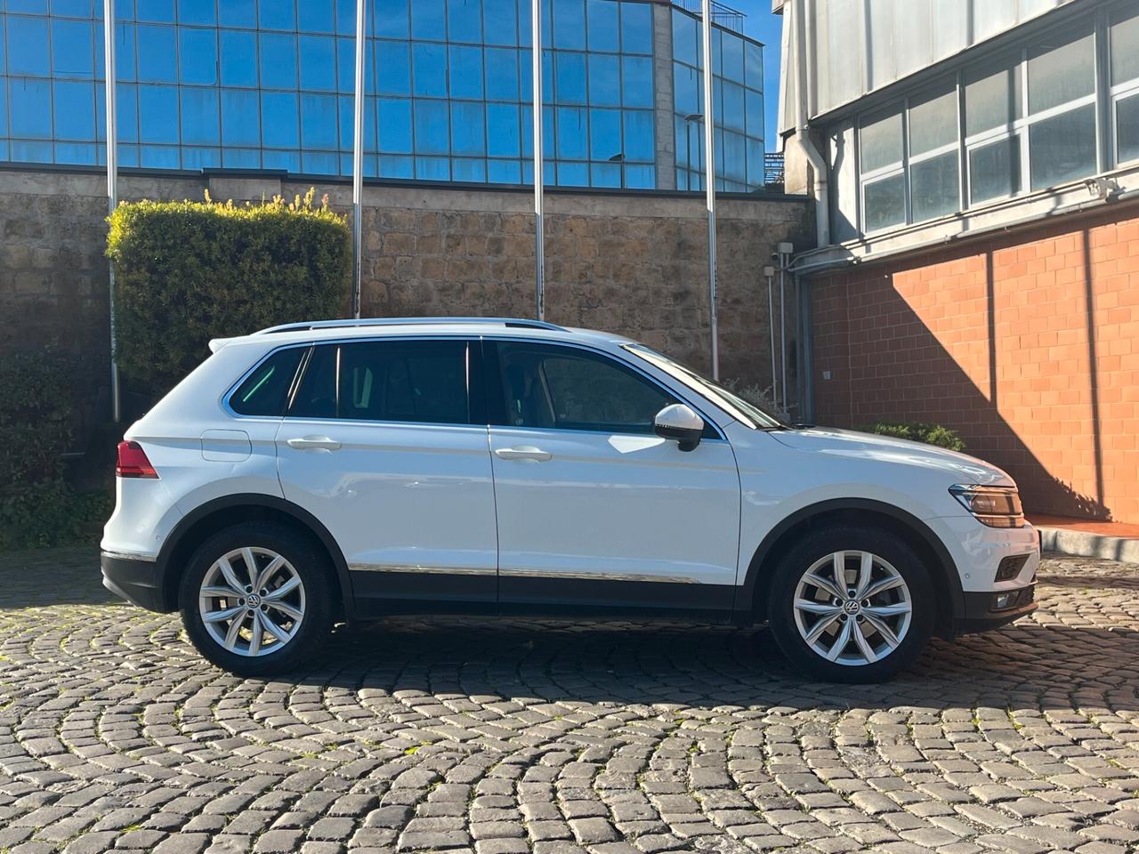 Volkswagen Tiguan 2.0 TDI SCR 4MOTION Style BlueMotion Technology