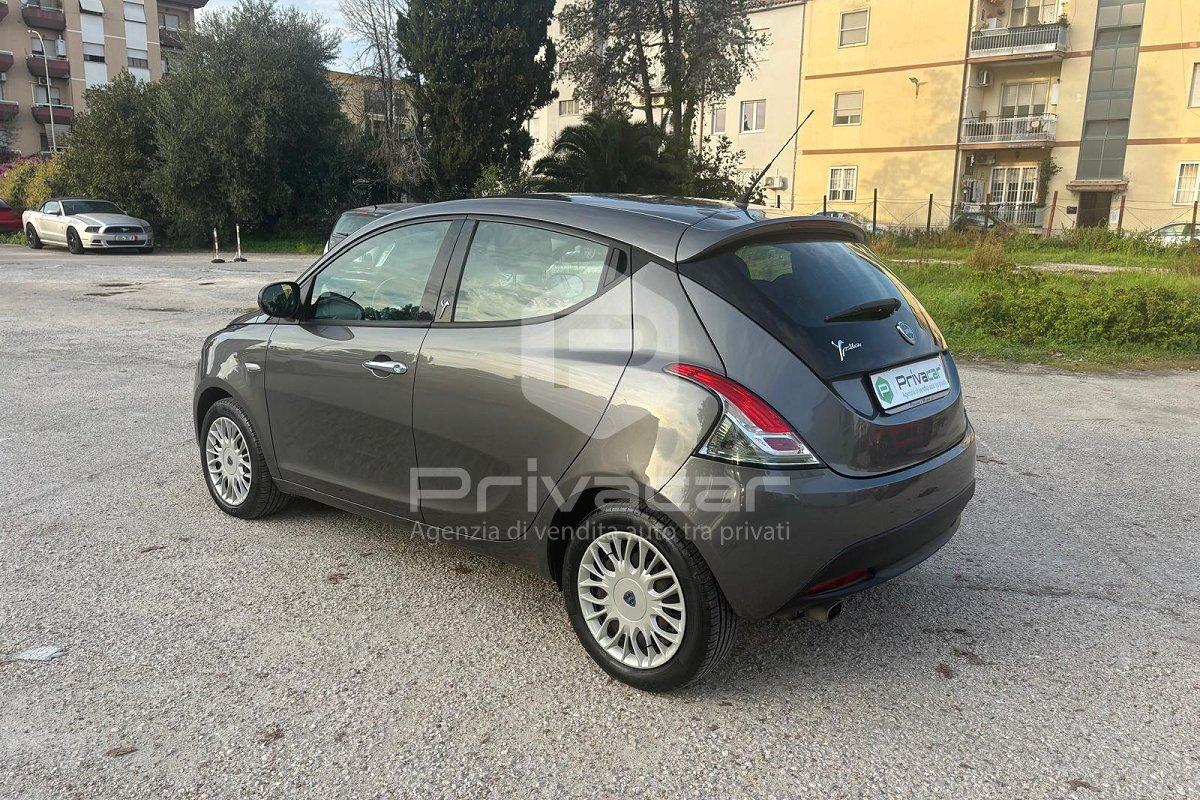 LANCIA Ypsilon 1.2 69 CV 5 porte S&S Platinum