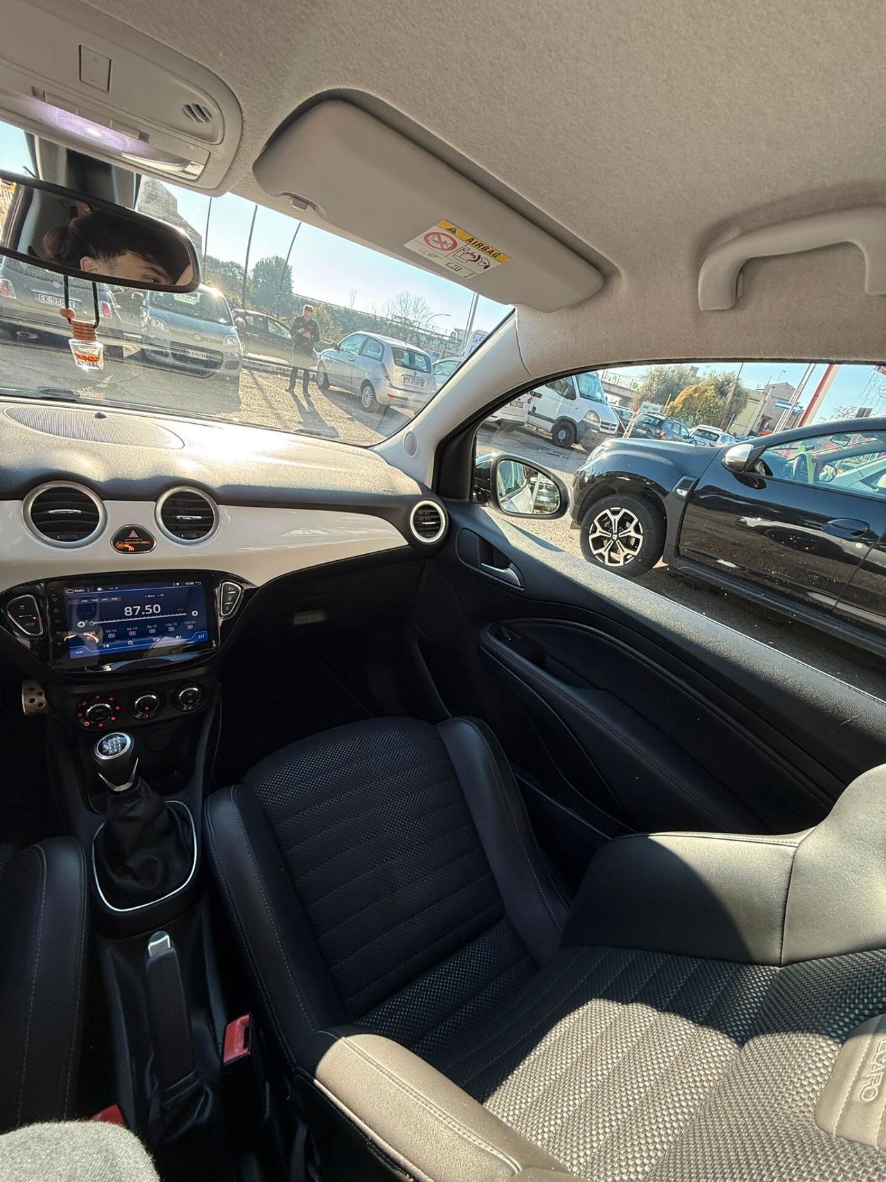 Opel Adam 150CV Versione Recaro