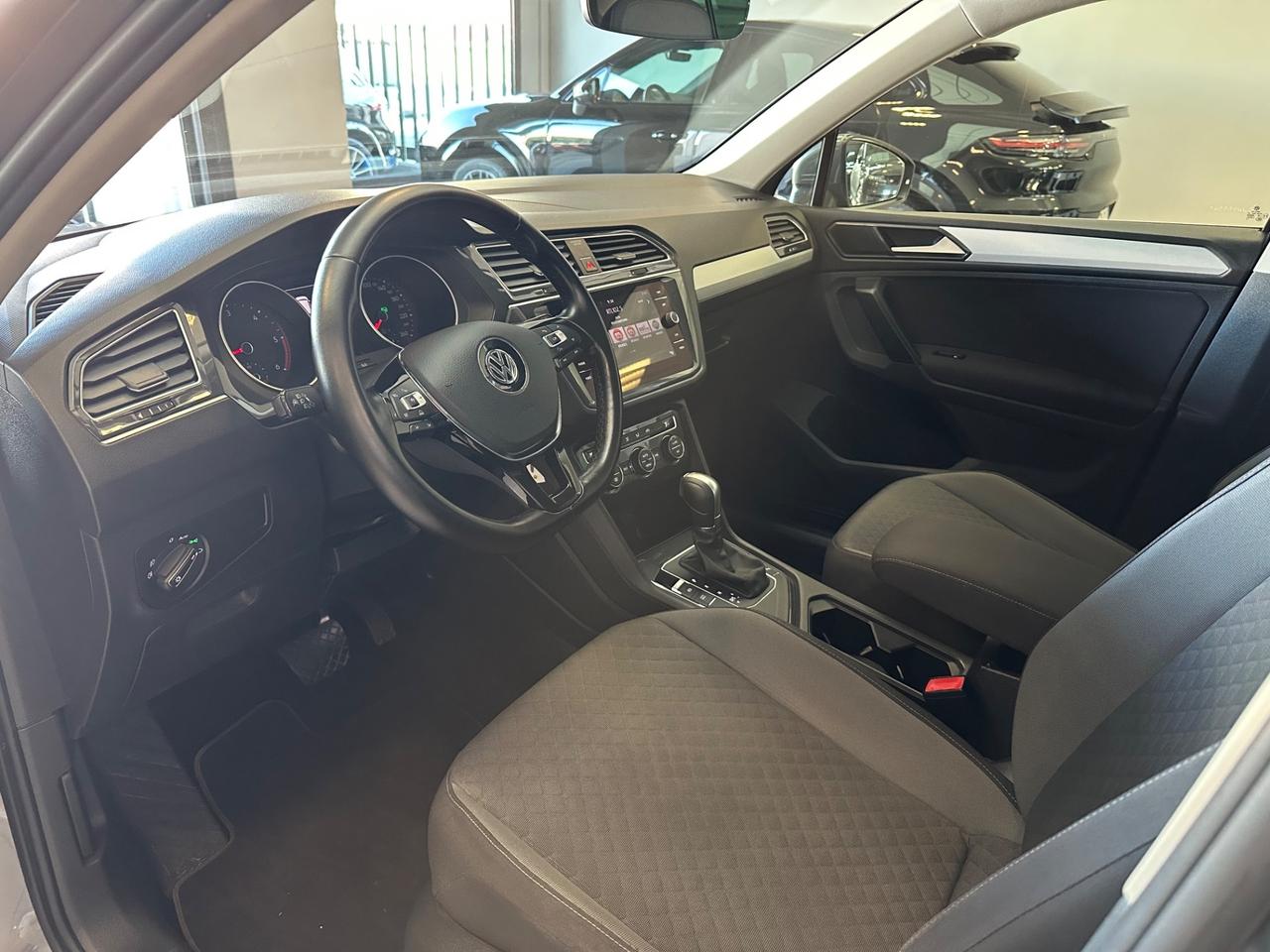 Volkswagen Tiguan 2.0 TDI SCR DSG Business BlueMotion Technology DSG