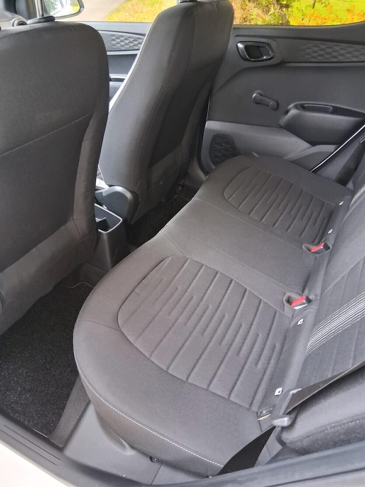 Hyundai i 10 1.0 select ,navi,pdc,telecamera