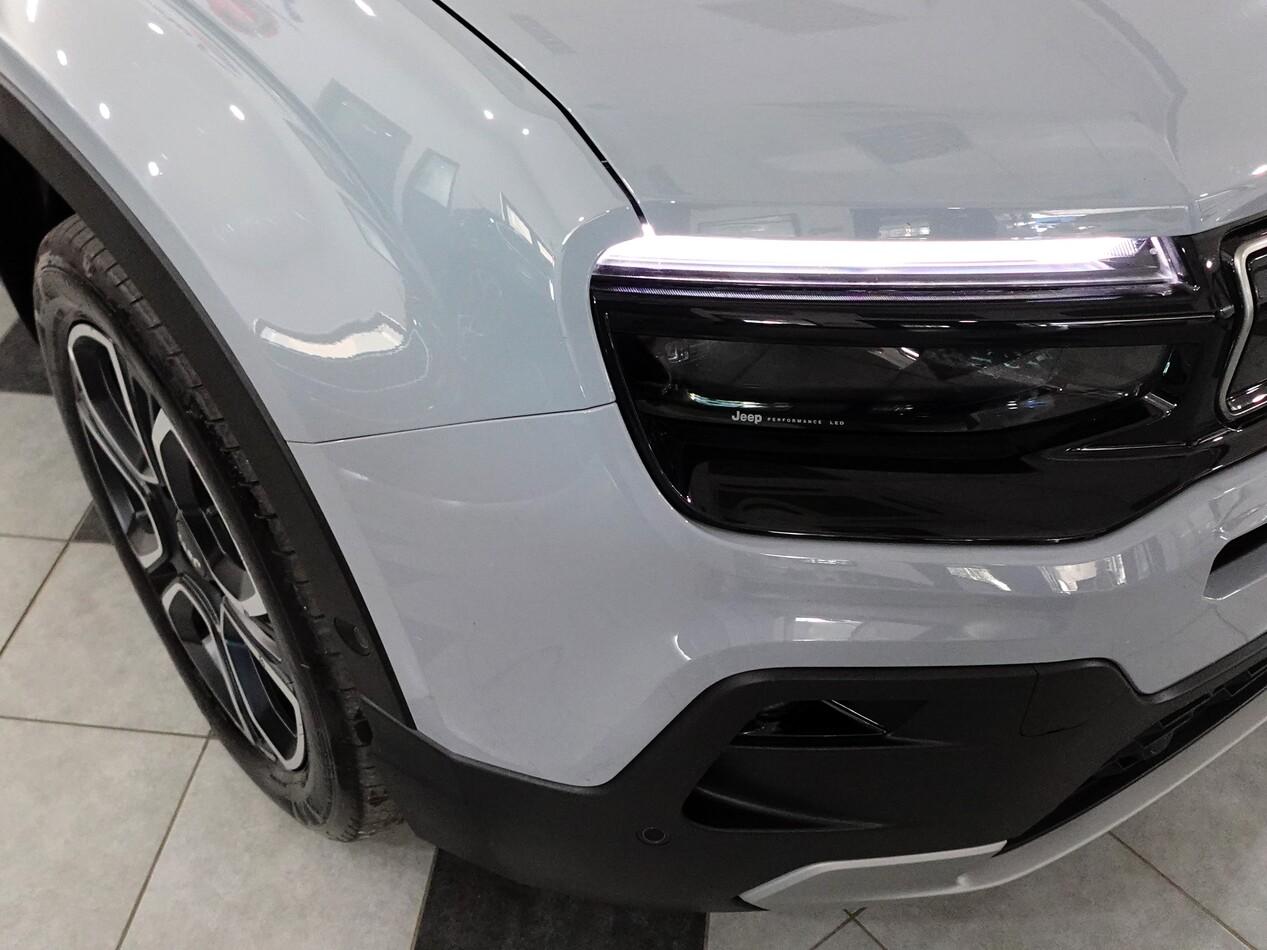 Jeep Avenger 1.2 E-HYBRID 110 CV EDCT6 MHEV SUMMIT