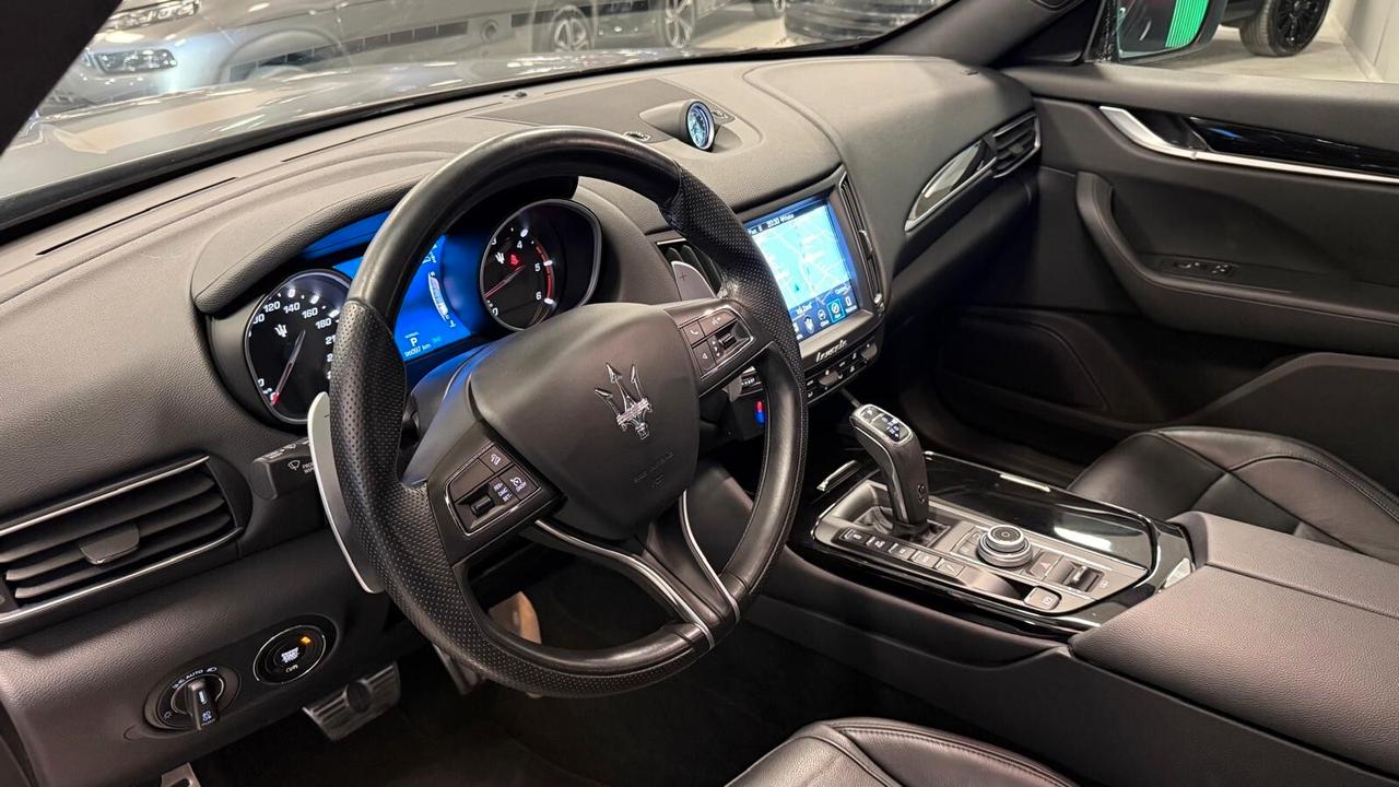 MASERATI LEVANTE GRANSPORT V6 275 Q4 2020
