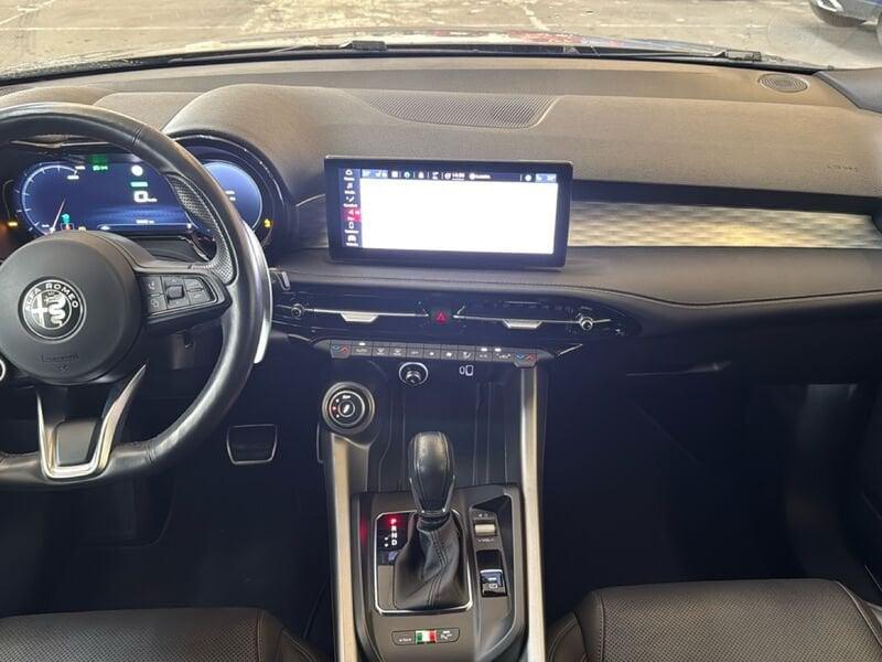Alfa Romeo Tonale 1.3 280cv Plug-in Hybrid AT6 Veloce Q4