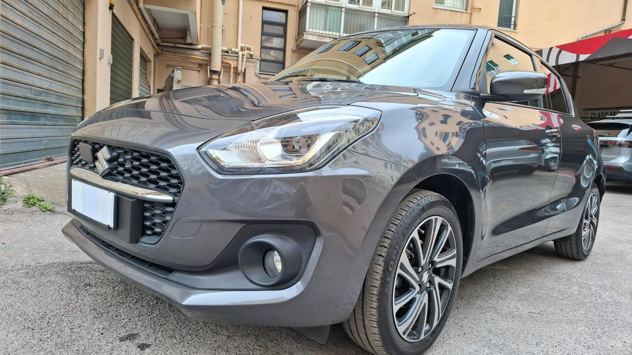 Suzuki Swift 1.2 Hybrid Top