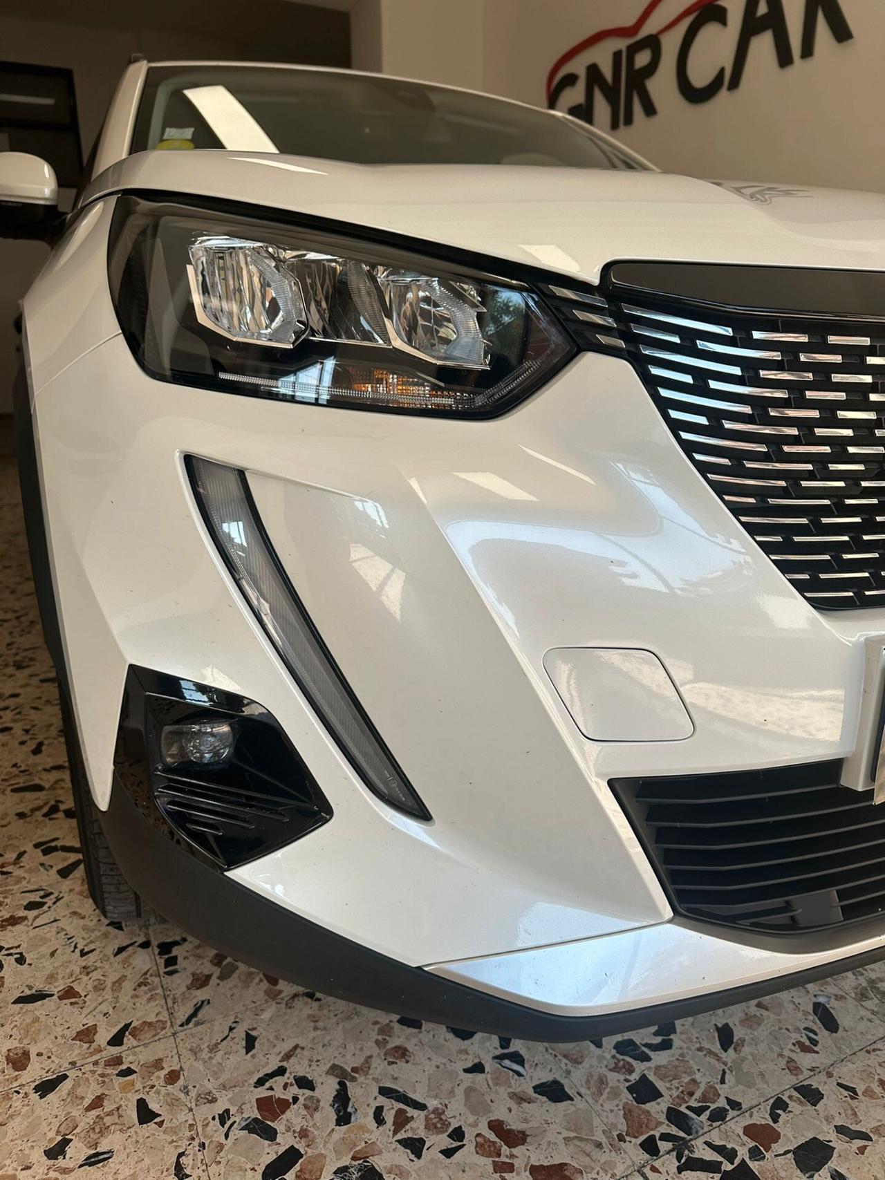 Peugeot 2008 BlueHDi 130 S&S EAT8 Allure