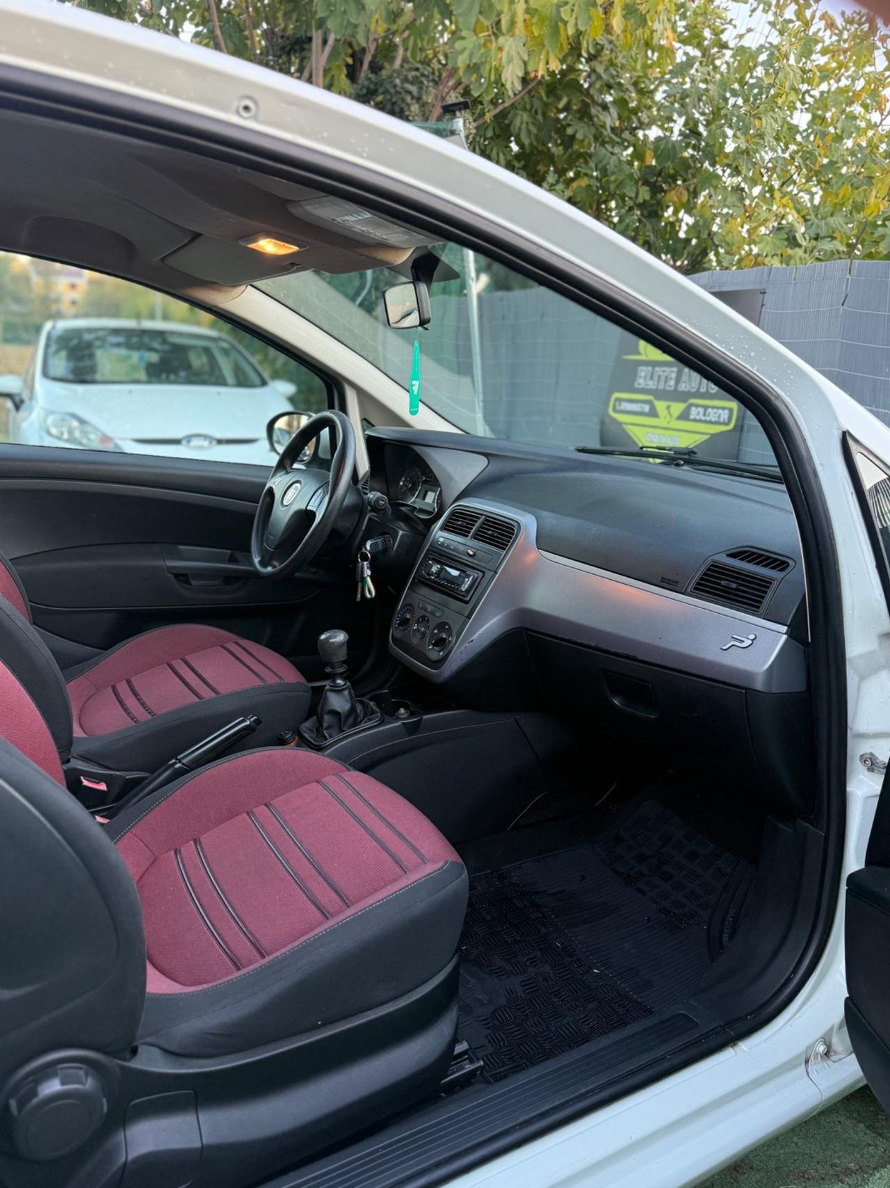 Fiat GRANDE PUNTO 2012 1.4 GPL NEOPATENTATI