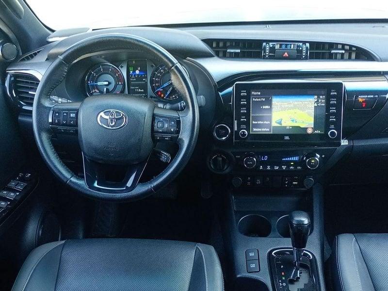 Toyota HiLux Double Cab 2.8 D Invincible 4WD A/T