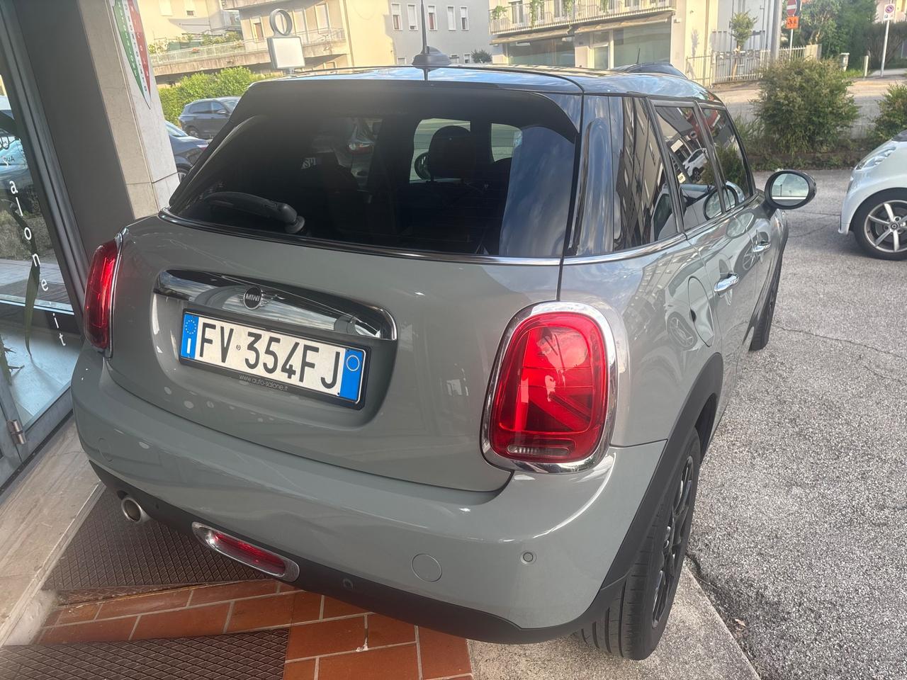 Mini 1.5 One D Baker Street 5 porte