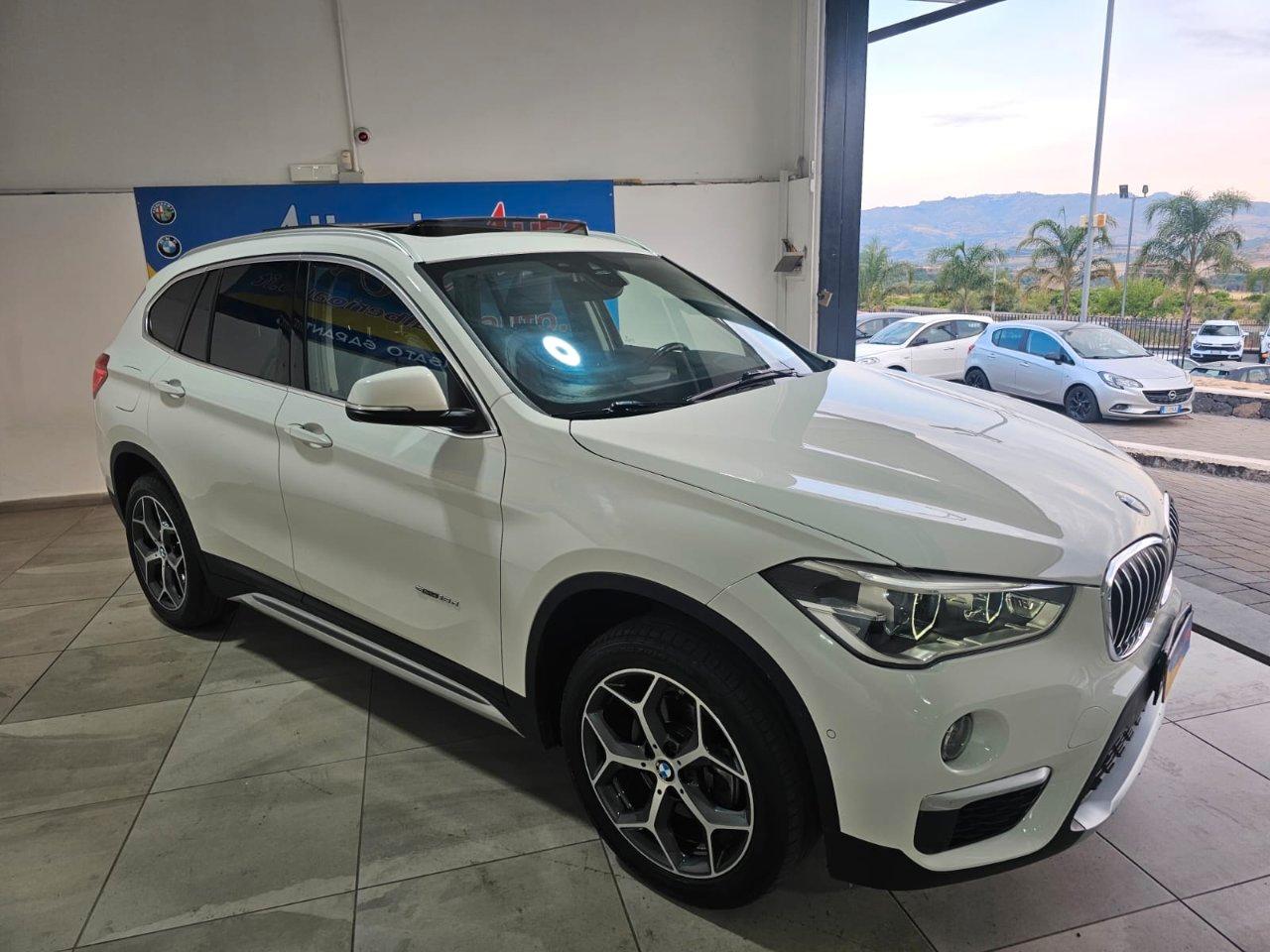 BMW X1 sdrive18d xLine auto + TETTO APRIBILE