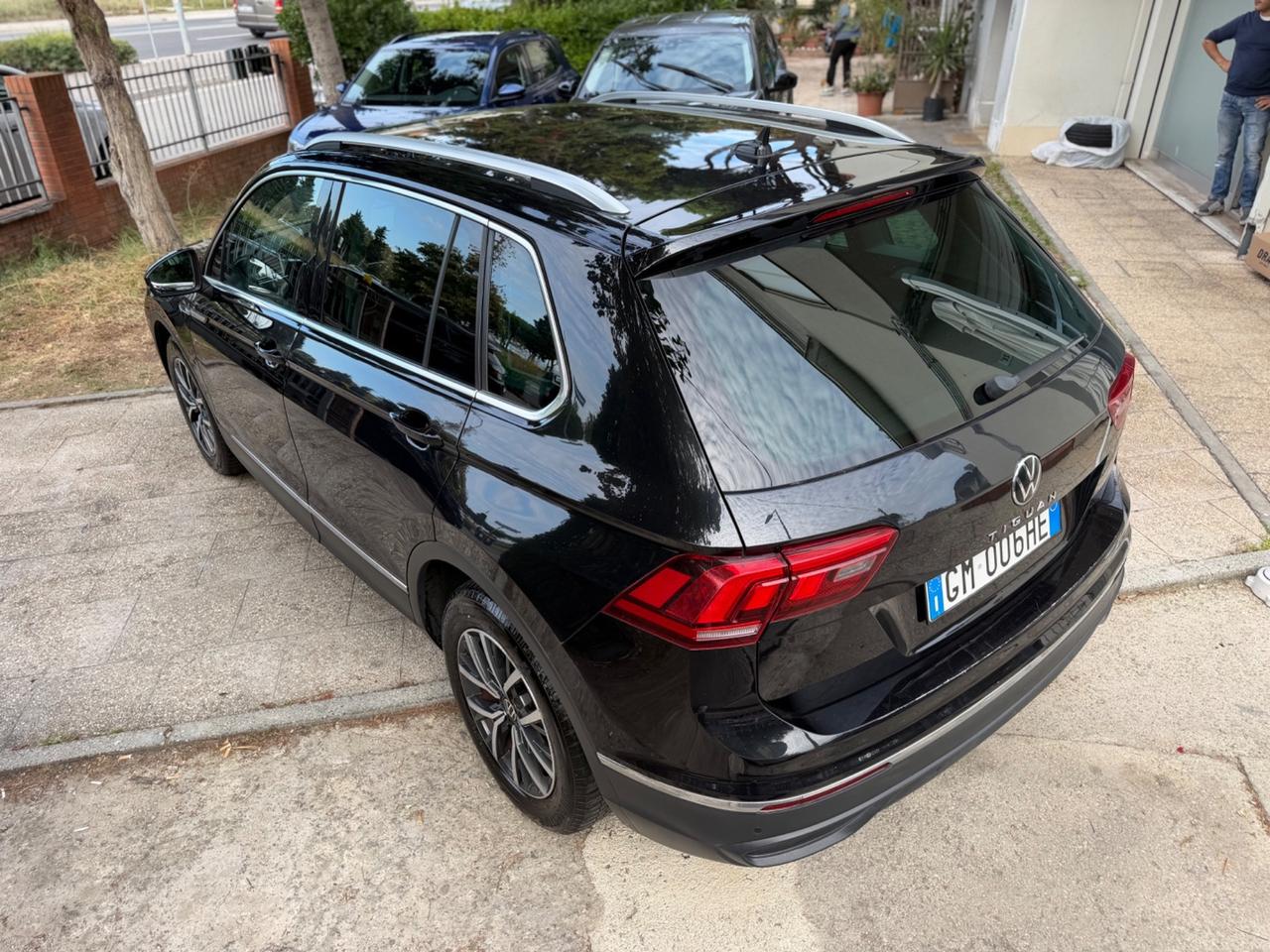 Volkswagen Tiguan 2.0 TDI 150 CV SCR DSG Life