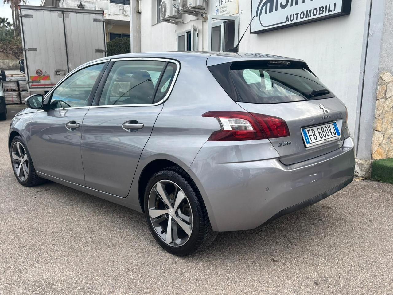 Peugeot 308 BlueHDi 120 S&S Allure