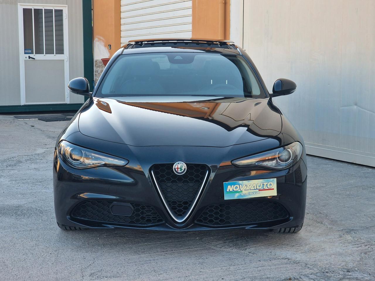 Alfa Romeo Giulia 2.2cc 150cv