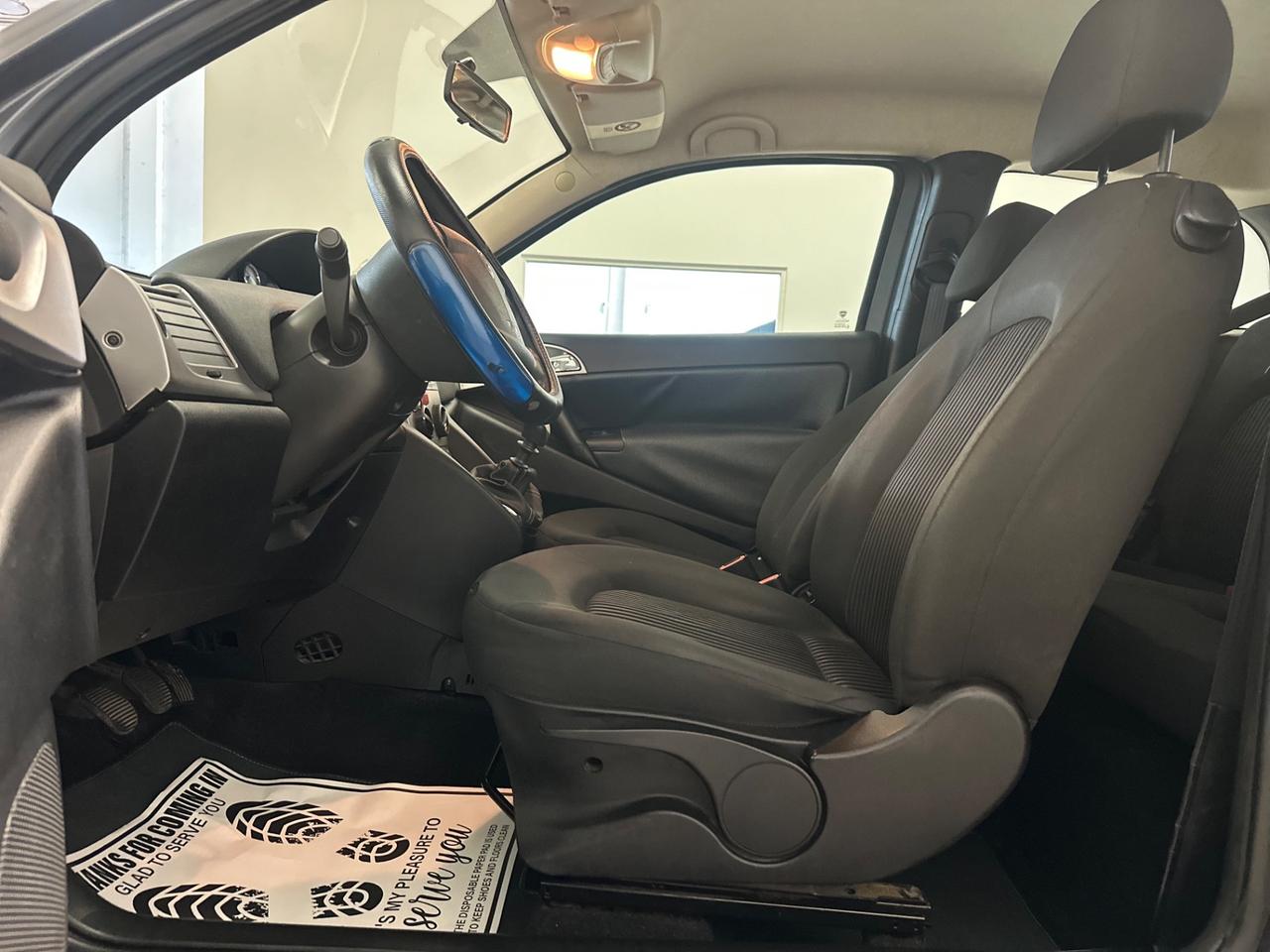 Lancia Ypsilon 1.2 Argento NEOPATENTATI
