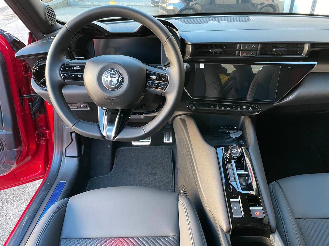 Alfa Romeo Junior 1.2 136 CV Hybrid eDCT6 Speciale