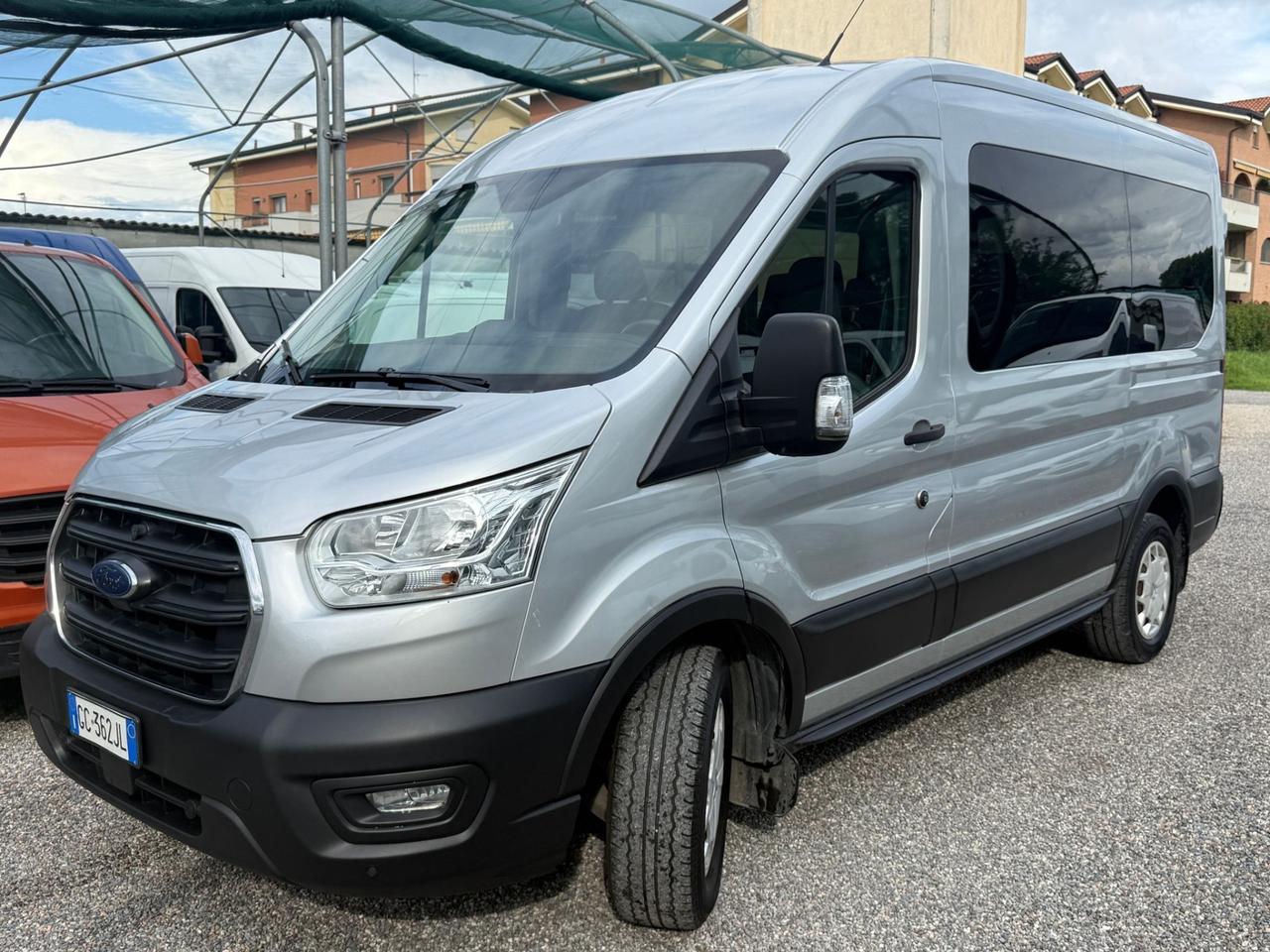 Ford Transit PM-TM 9 posti Pedana