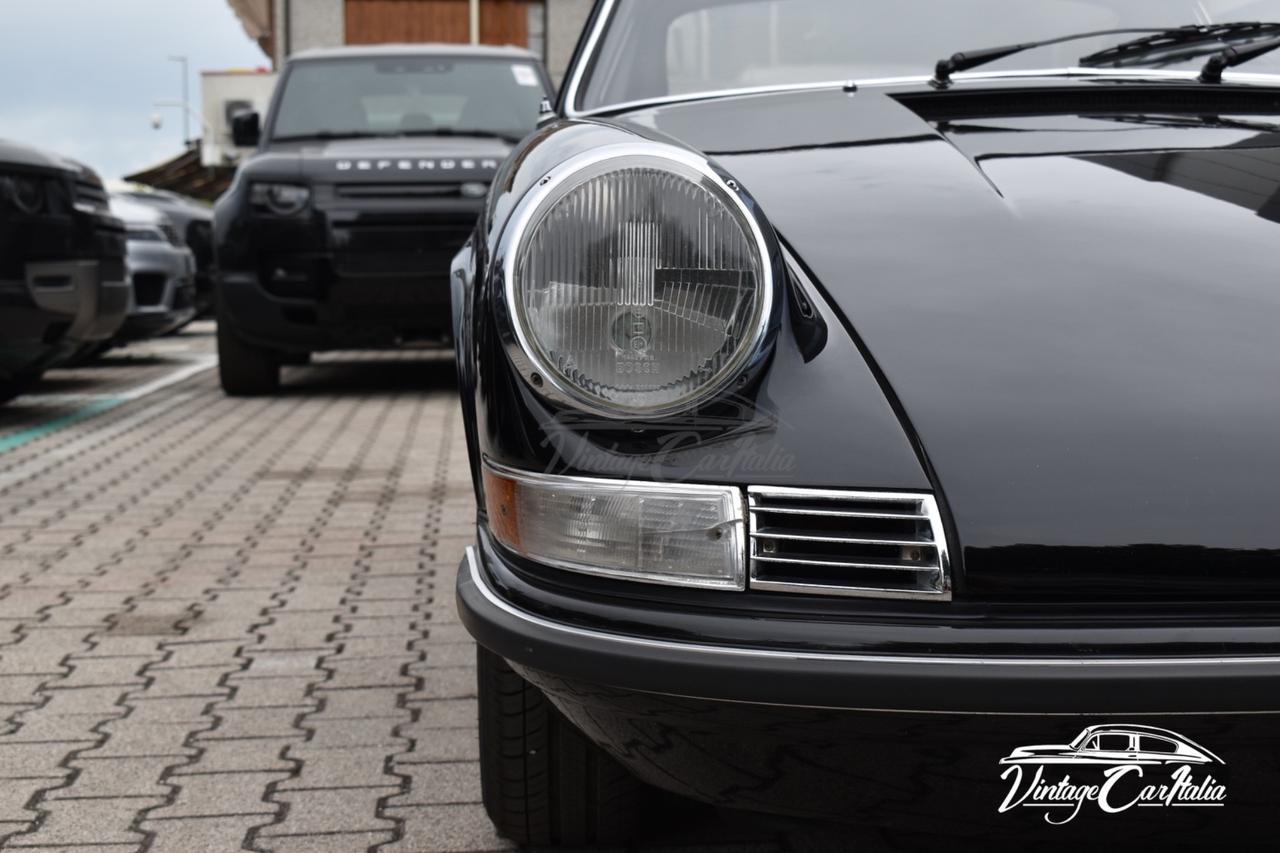 Porsche 911 2.2T