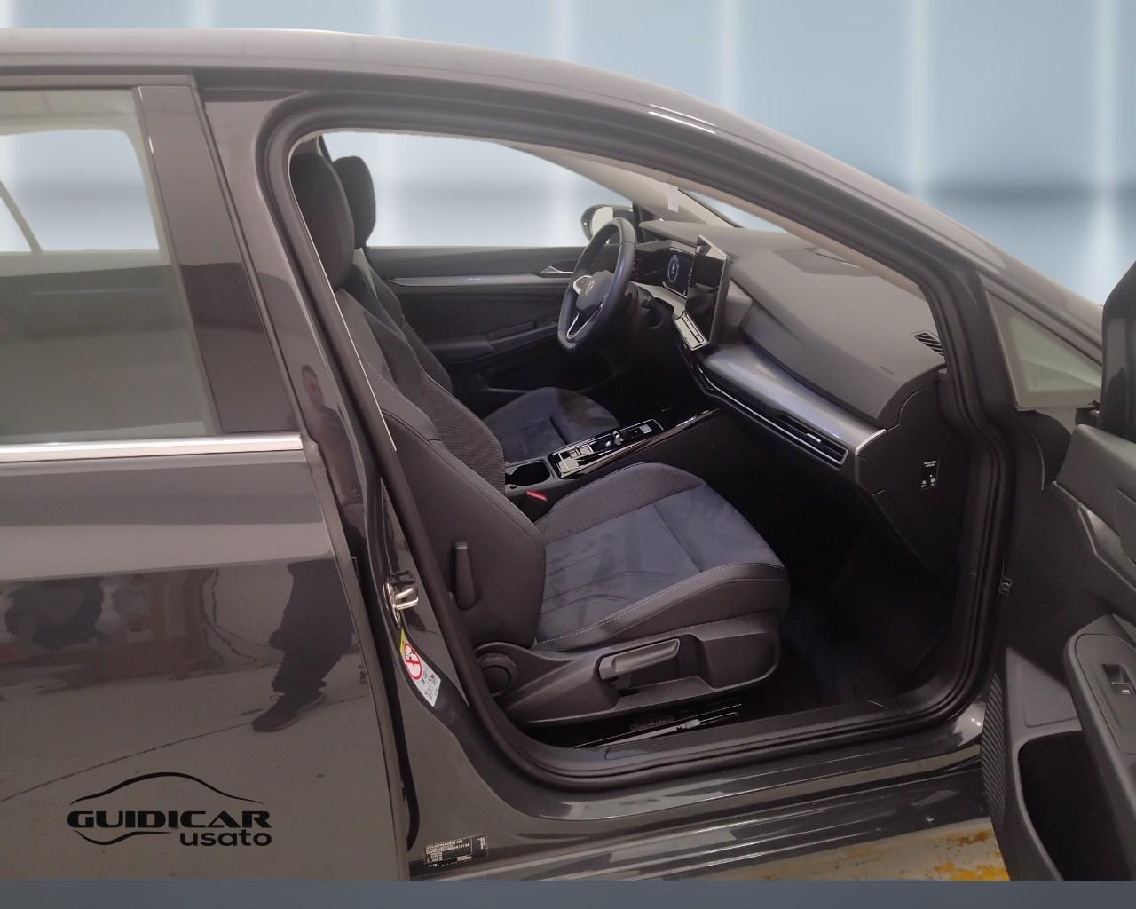 VOLKSWAGEN Golf VIII 2024 - Golf 1.5 tsi ehybrid Style 204cv dsg