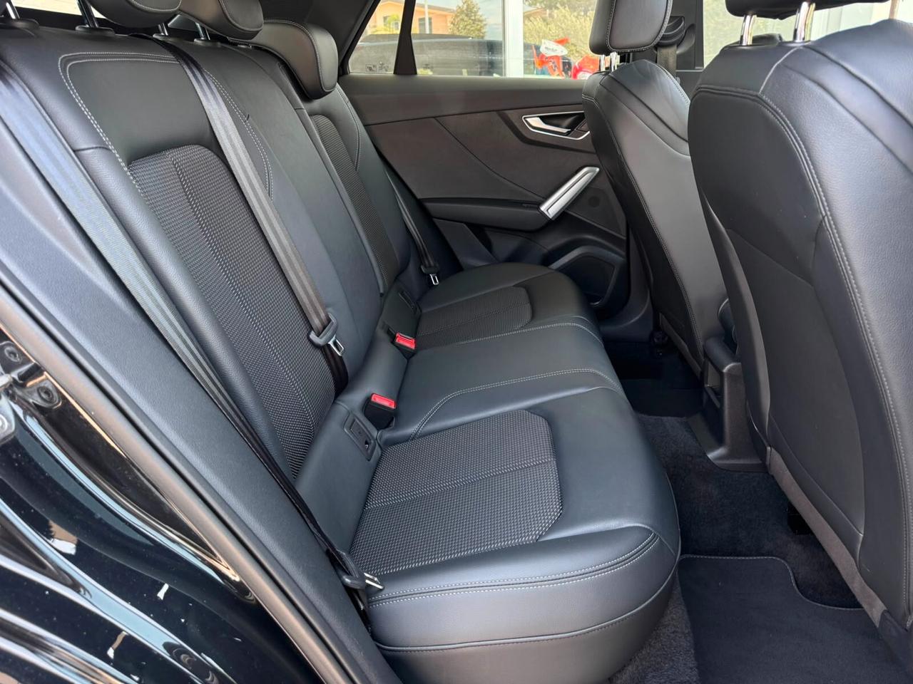 Audi Q2 30 TDI S tronic line Edition Tetto apribile