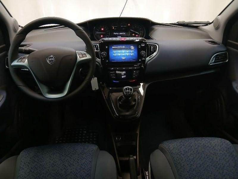 Lancia Ypsilon 1.0 firefly hybrid Gold s&s 70cv 5p.ti