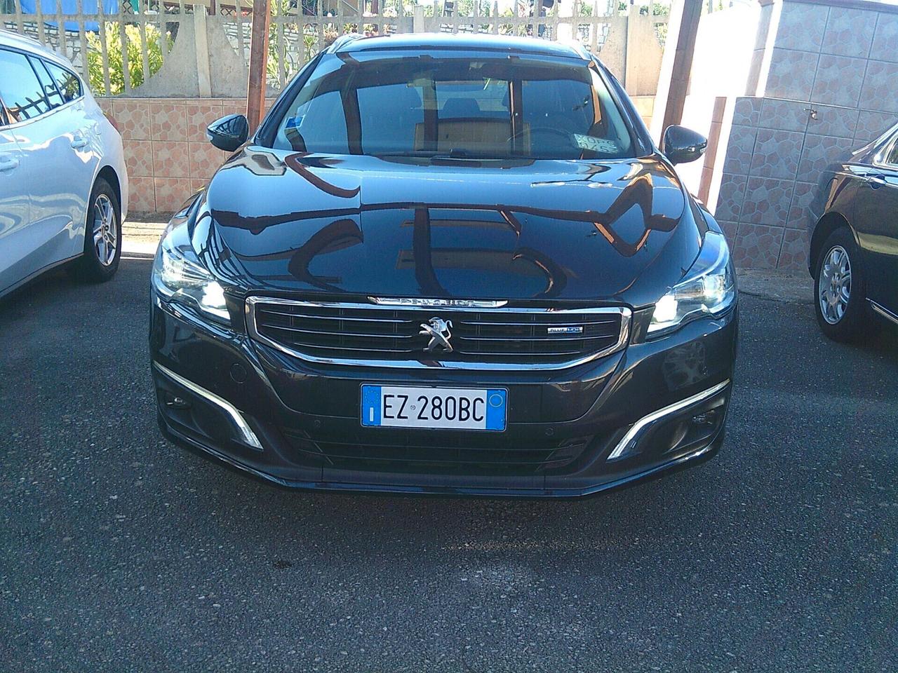 Peugeot 508 BlueHDi 180 EAT6 S&S SW Allure