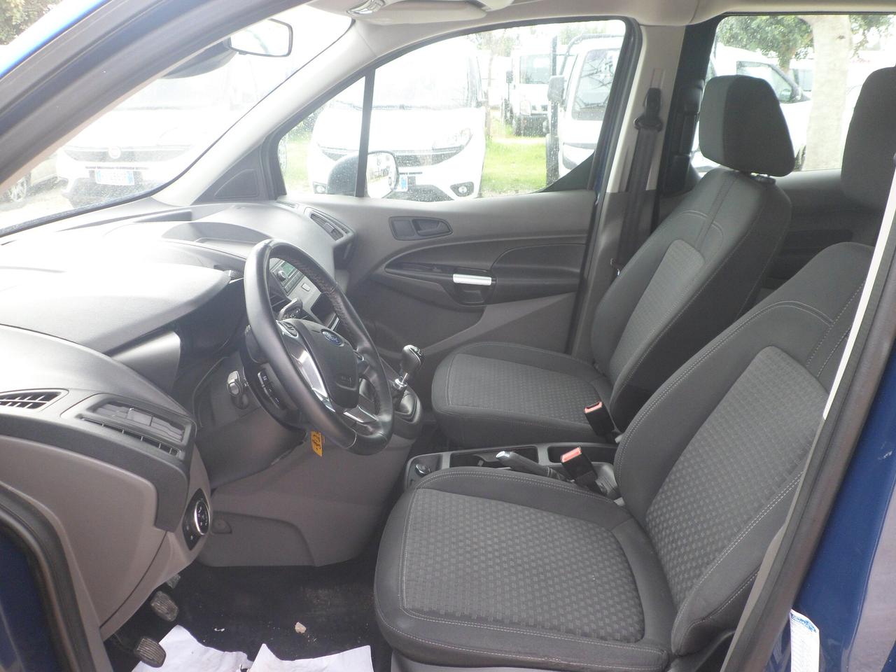 Ford Transit Connect 5 posti autocarro